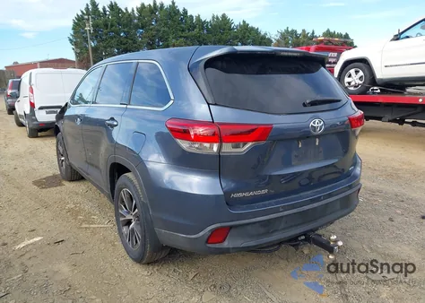 2019 Toyota Highlander Le/Le Plus z USA, uszkodzony, nr VIN 5TDBZRFHXKS927037